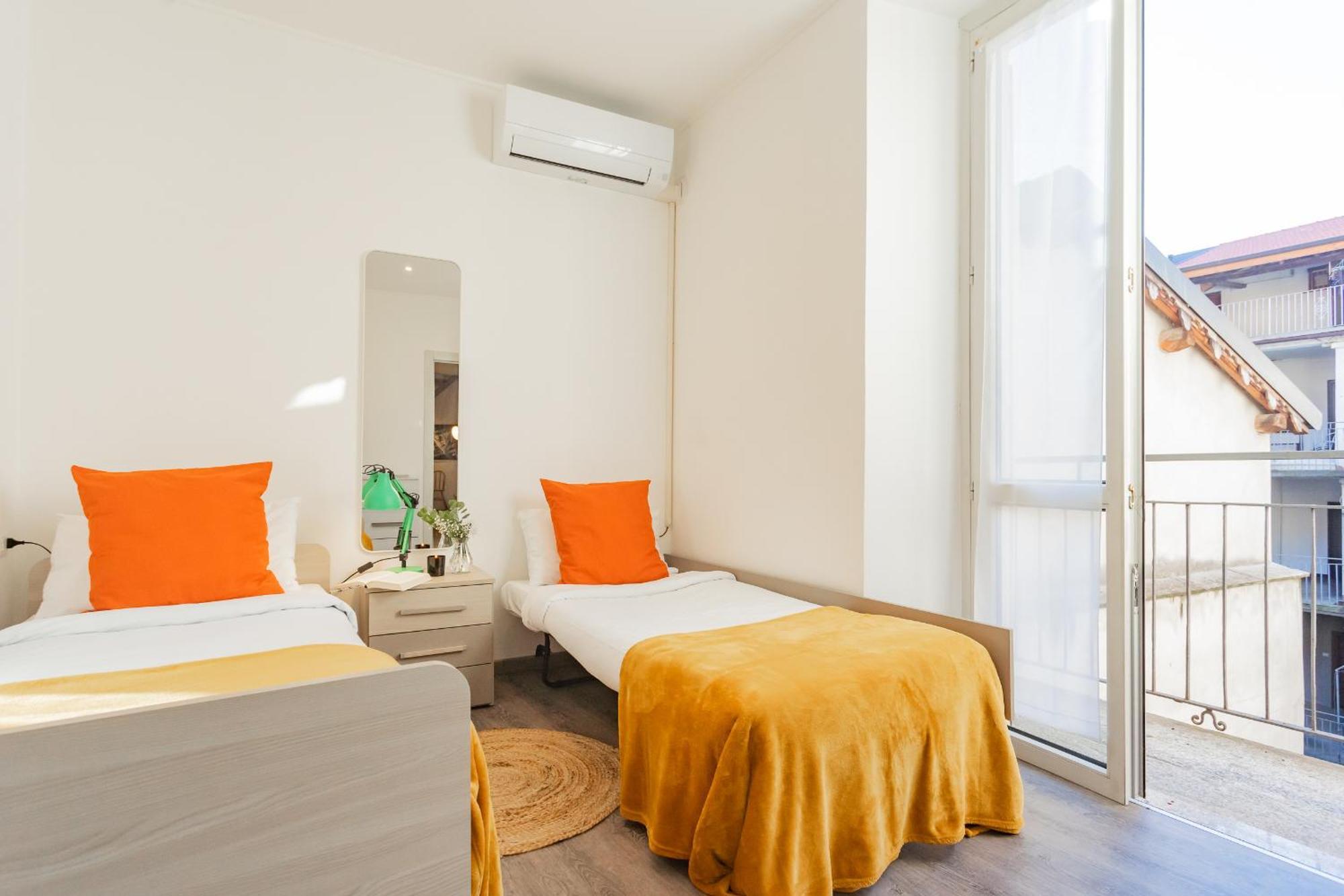 La Casa Di Nino By Rent All โกโม ภายนอก รูปภาพ