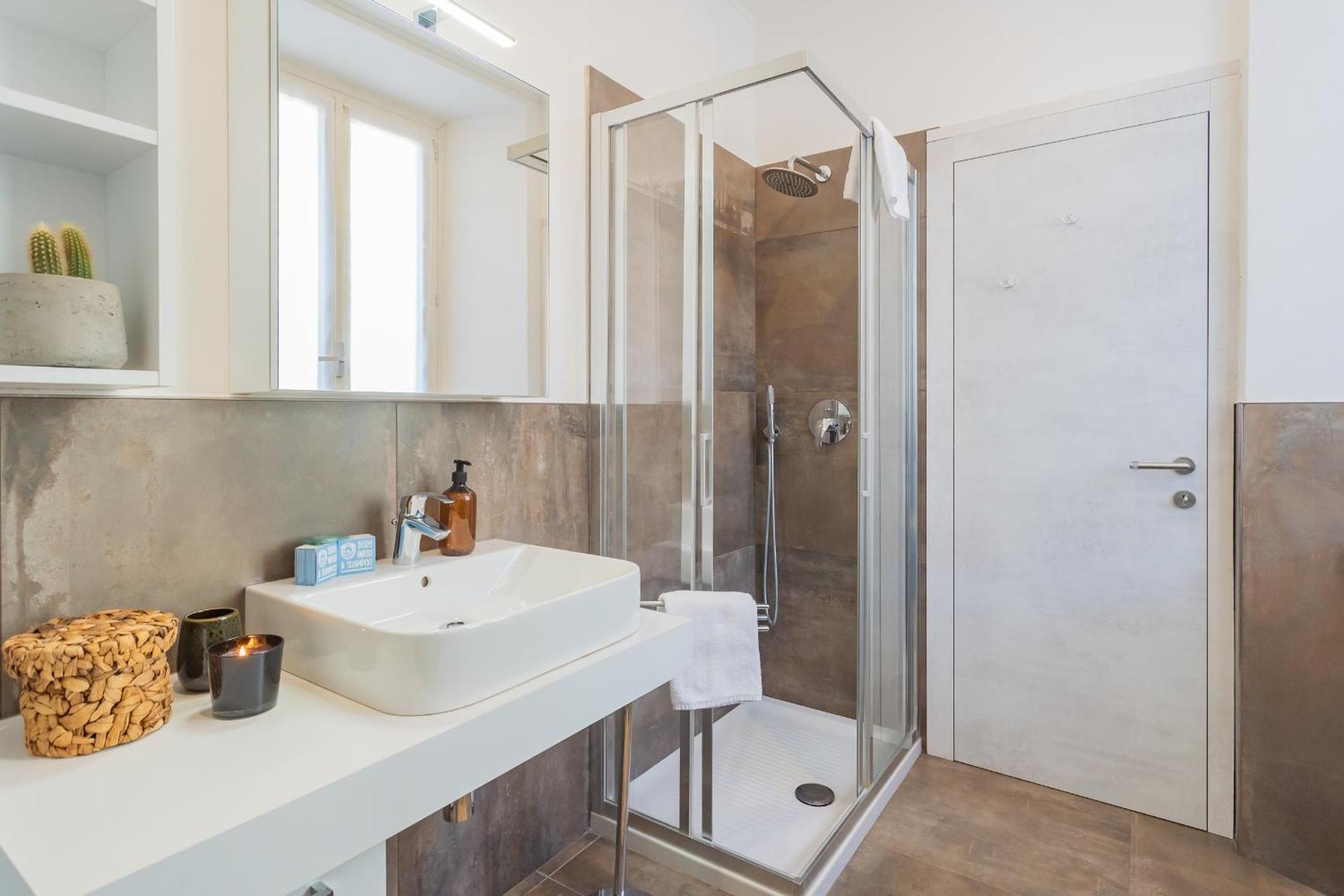 La Casa Di Nino By Rent All โกโม ภายนอก รูปภาพ