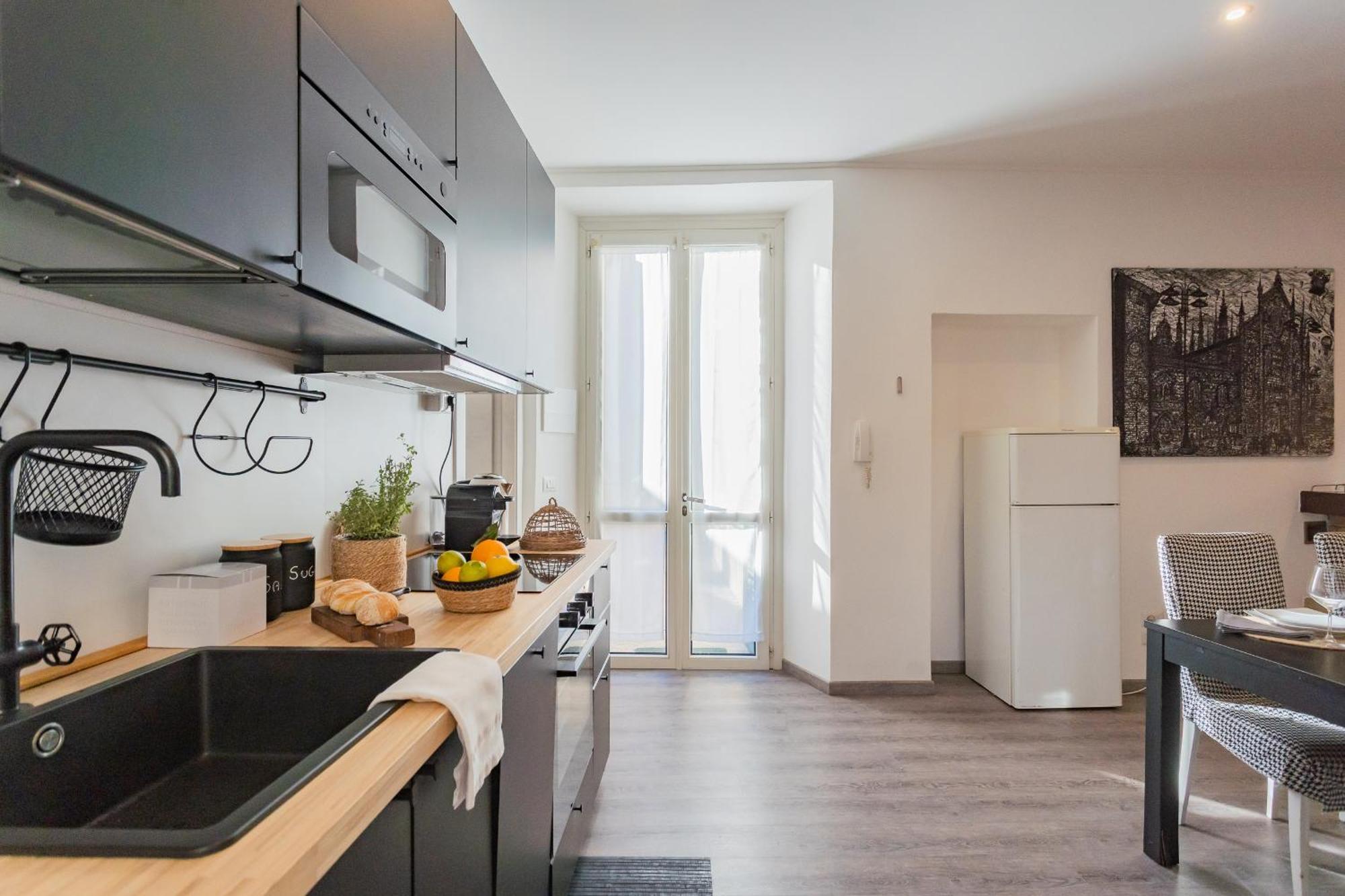 La Casa Di Nino By Rent All โกโม ภายนอก รูปภาพ